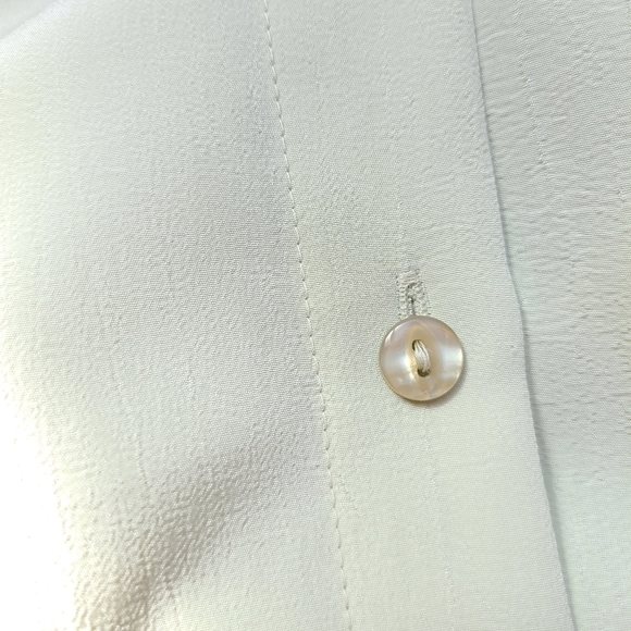 Canda Textured Green Button-down Blouse with Embroidered Collar, Size XL - Picture 6 of 10